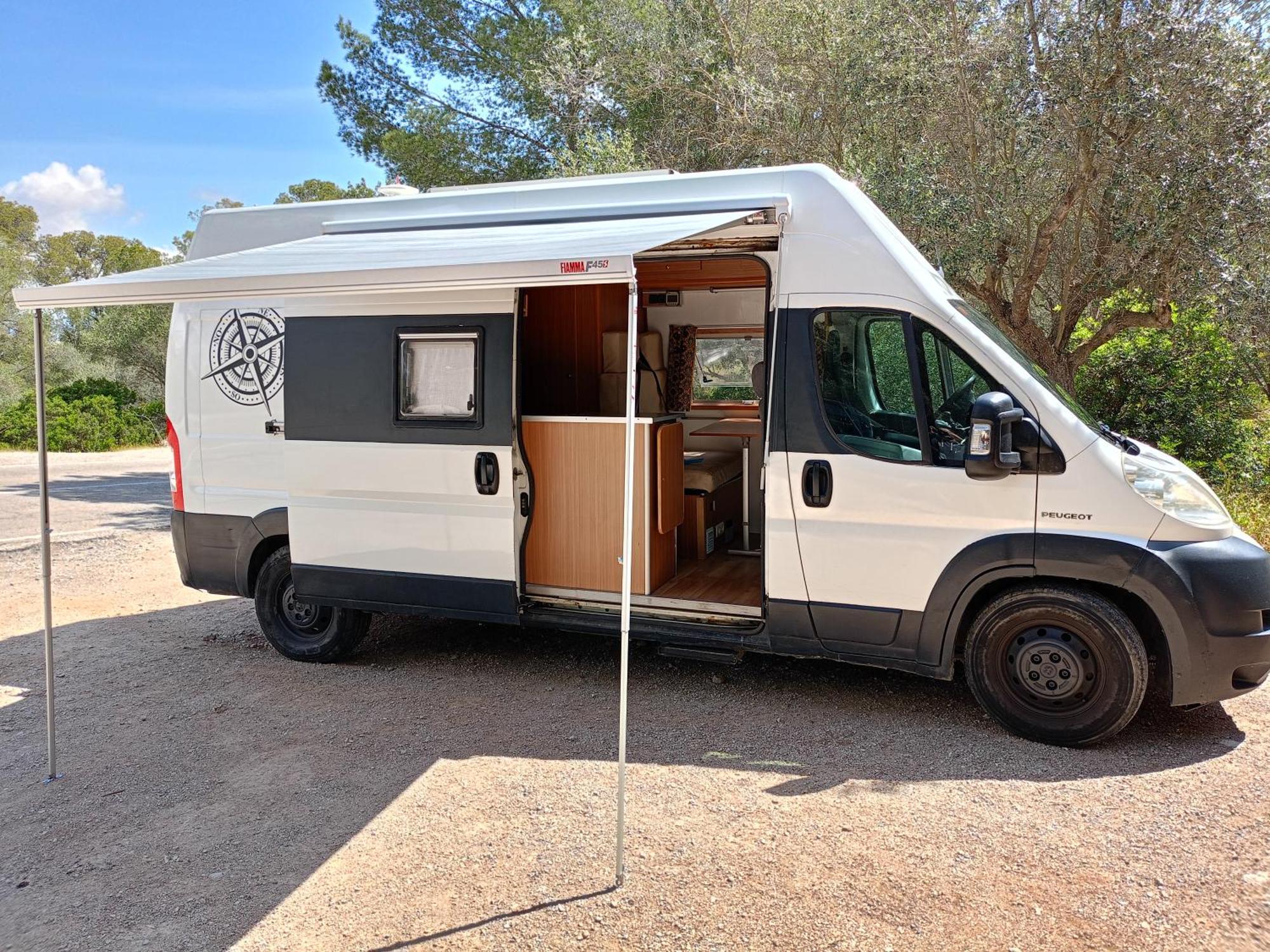 Furgoneta Camper Gran Volumen Kemping Palma de Mallorca